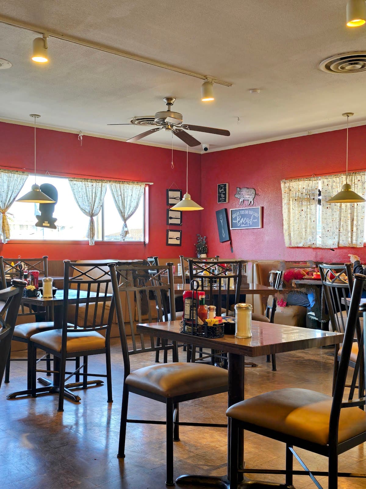 Eddie's Cafe