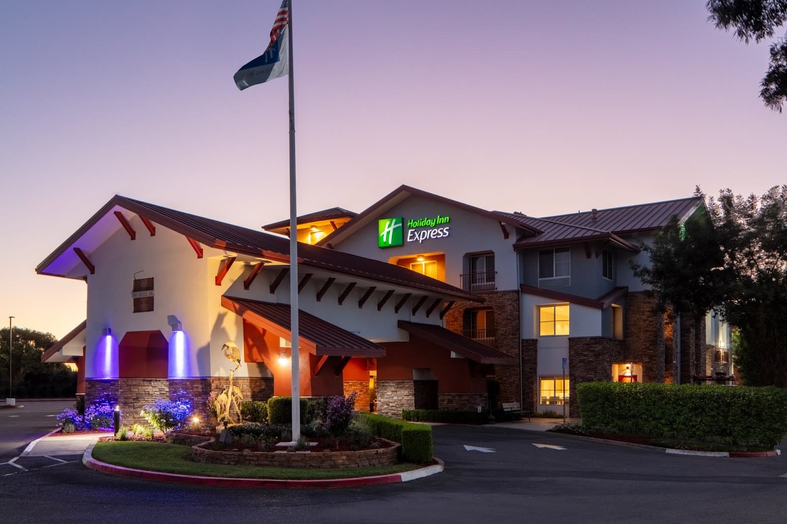 Holiday Inn Express & Suites Turlock-Hwy 99 by IHG