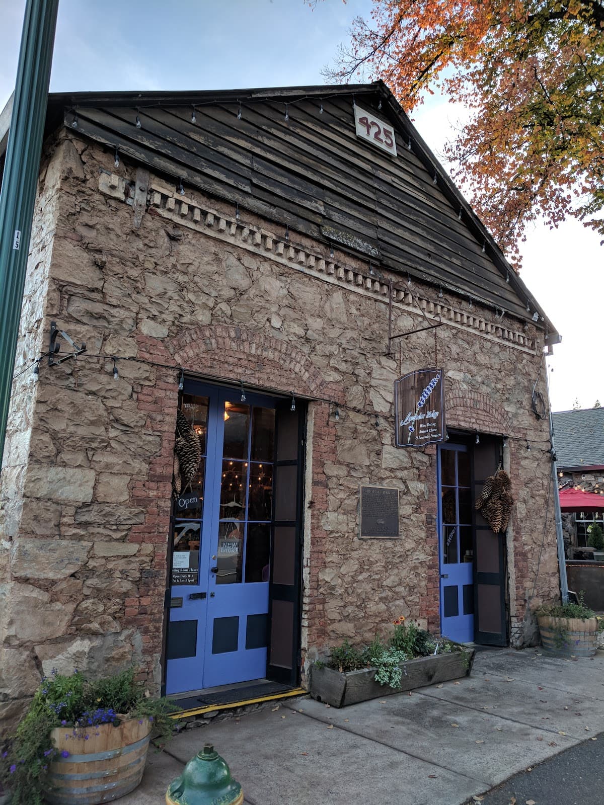Lavender Ridge Vineyard Tasting