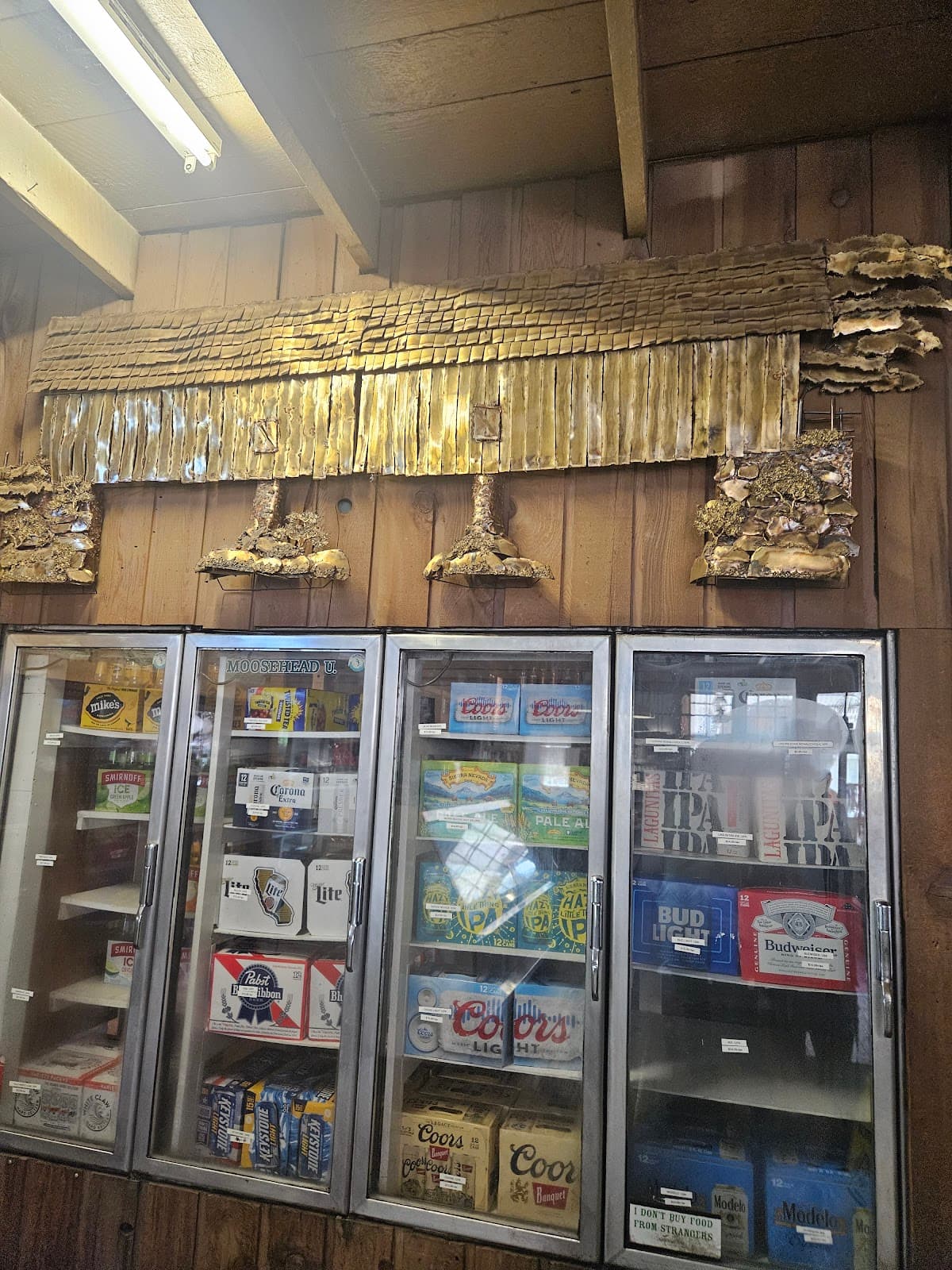 Rick's SALOON