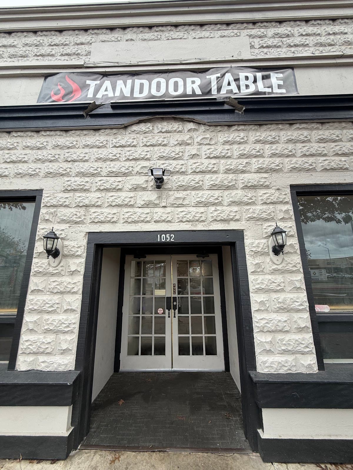 Tandoor Table