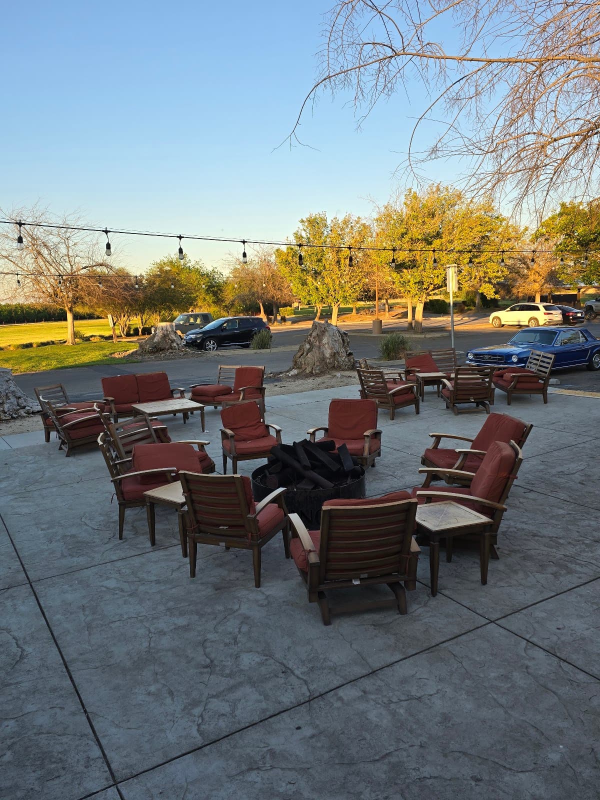 The Grove Restaurant & Bar